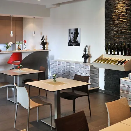 Bed & Breakfast Relais Du Vigneron - Jean-luc Et Bruno Meyer 4*